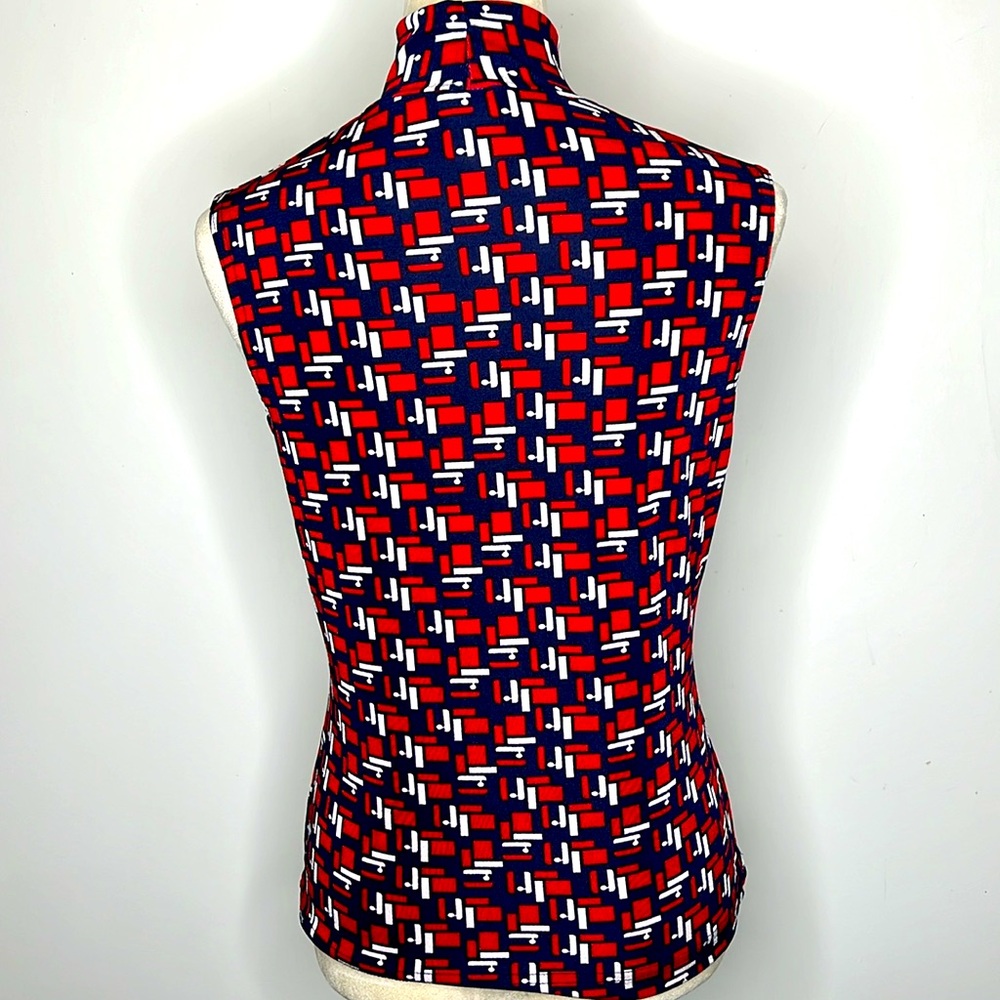 ESSENTIALS STYLE TOP - Picture 3 of 3